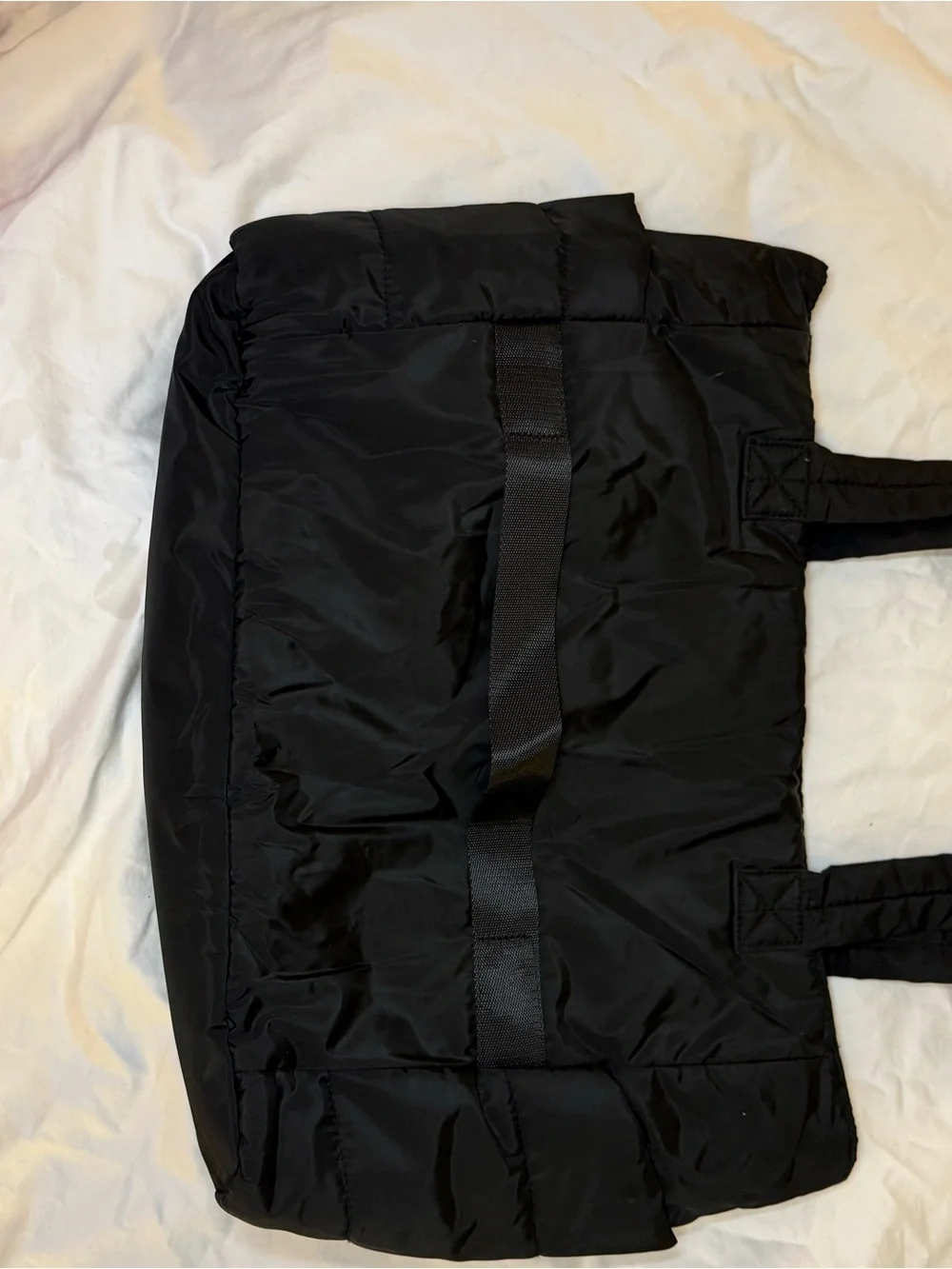 N/A spacious black